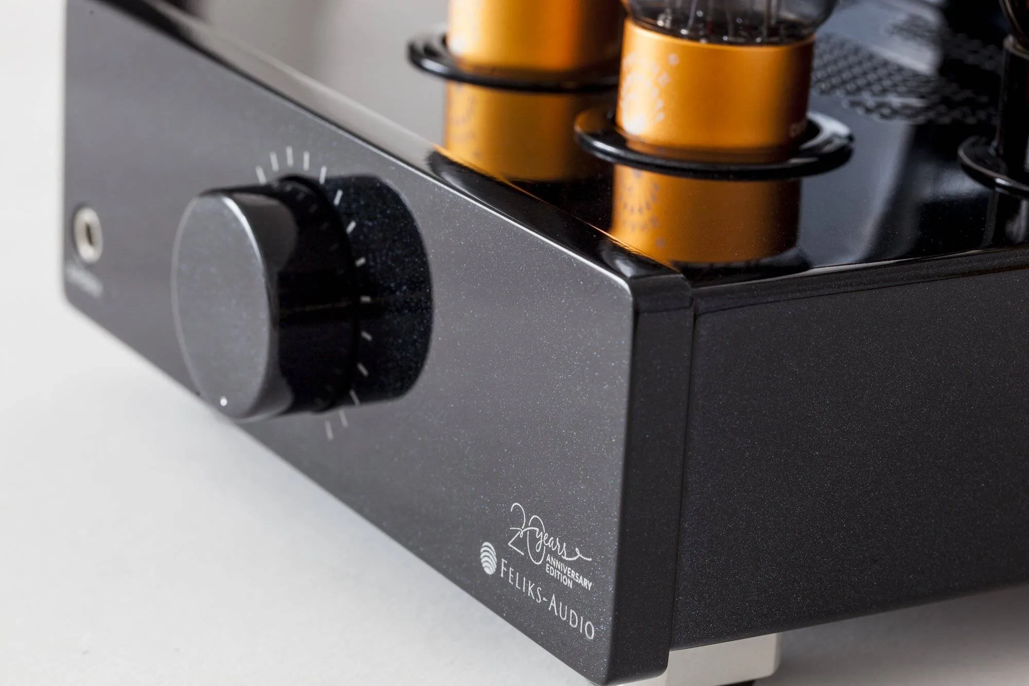 Feliks Audio Euforia 20th Anniversary Special Edition Headphone Amplifier (OPEN)