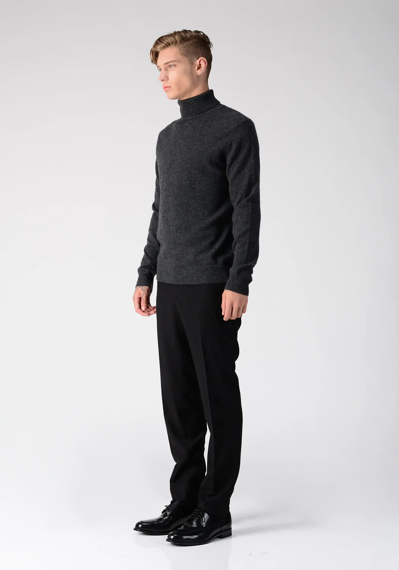 Men Turtleneck Sweater_Graphite