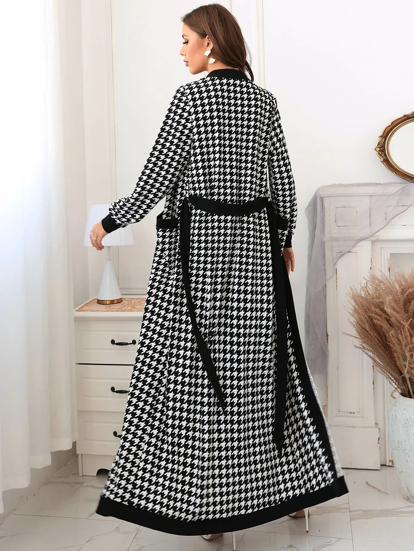 Modely Houndstooth Slit Back Bodycon Dress Patched Pocket Belted Coat