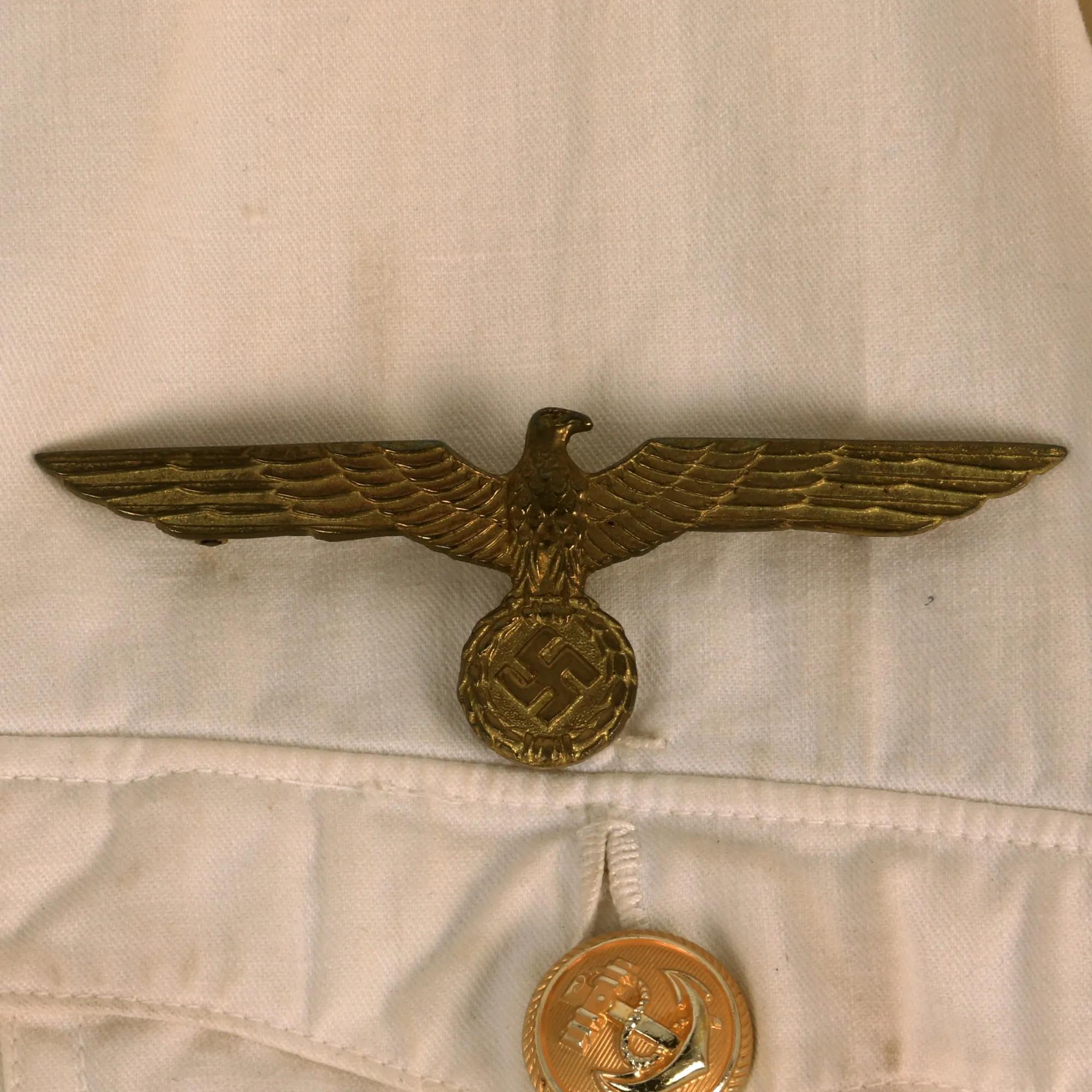 Original German WWII Kriegsmarine Kapitänleutnant Officers White Summer Uniform Tunic with Banded Collar