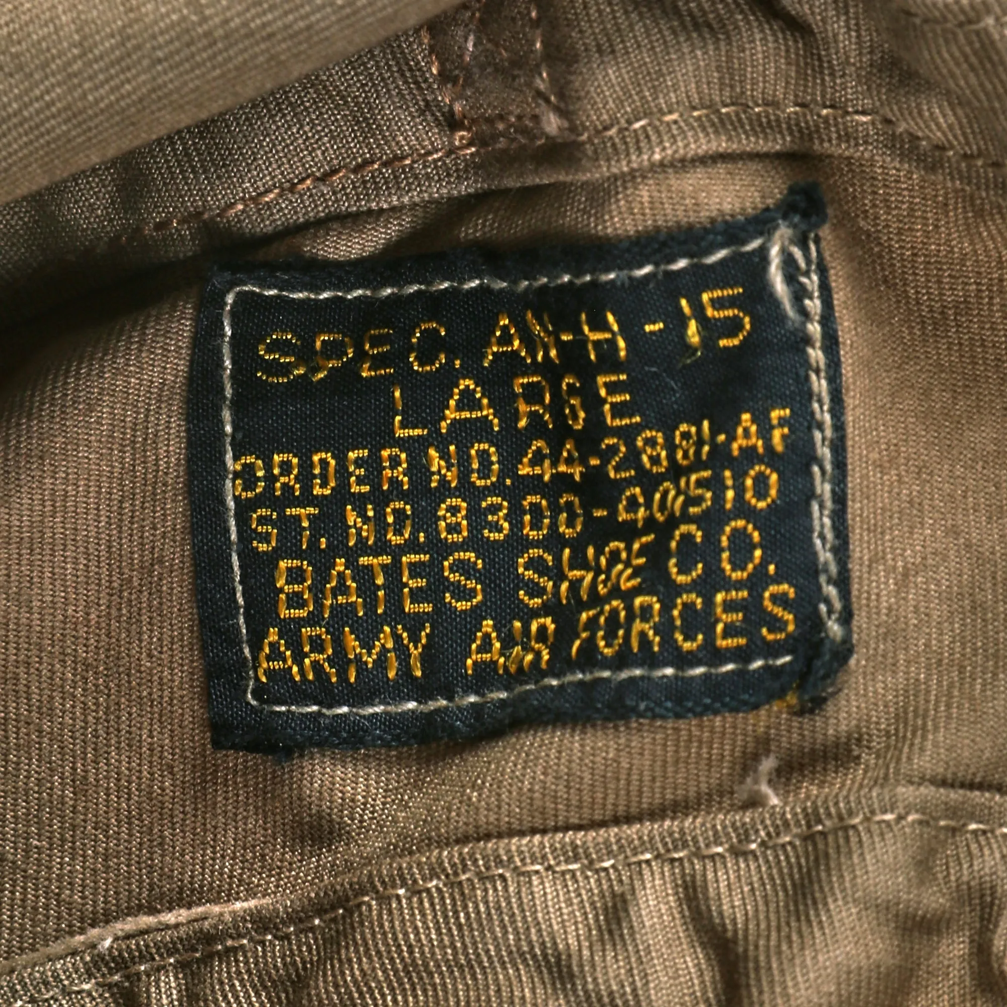 Original U.S. WWII USAAF Bomber Crew M4A2 Flak Helmet With AN-H-15 Flight Helmet, Throat Mic, B-8 Goggles and A-14 Oxygen Mask  - With Original Boxes