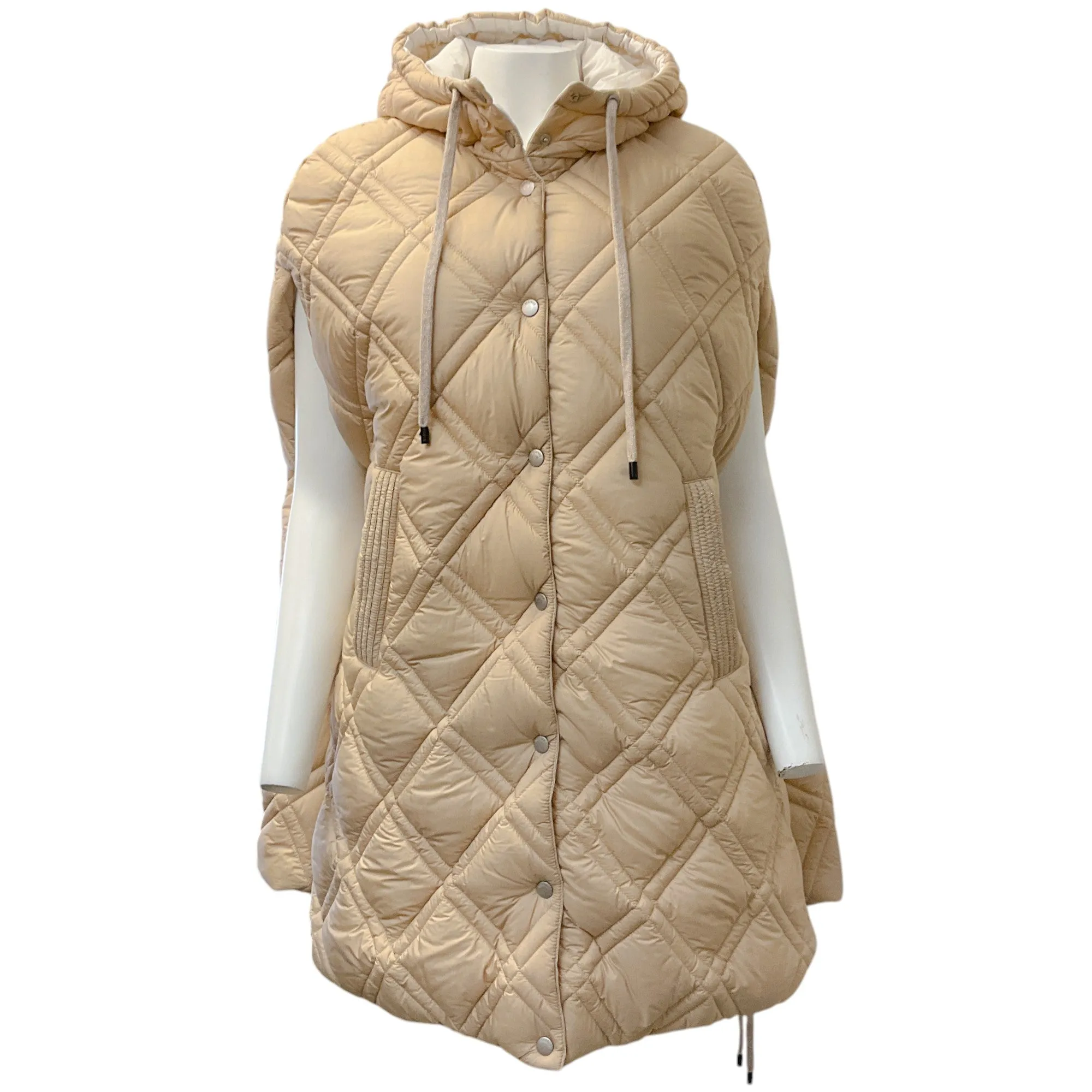 Peserico Beige Puffer Cape with Monili