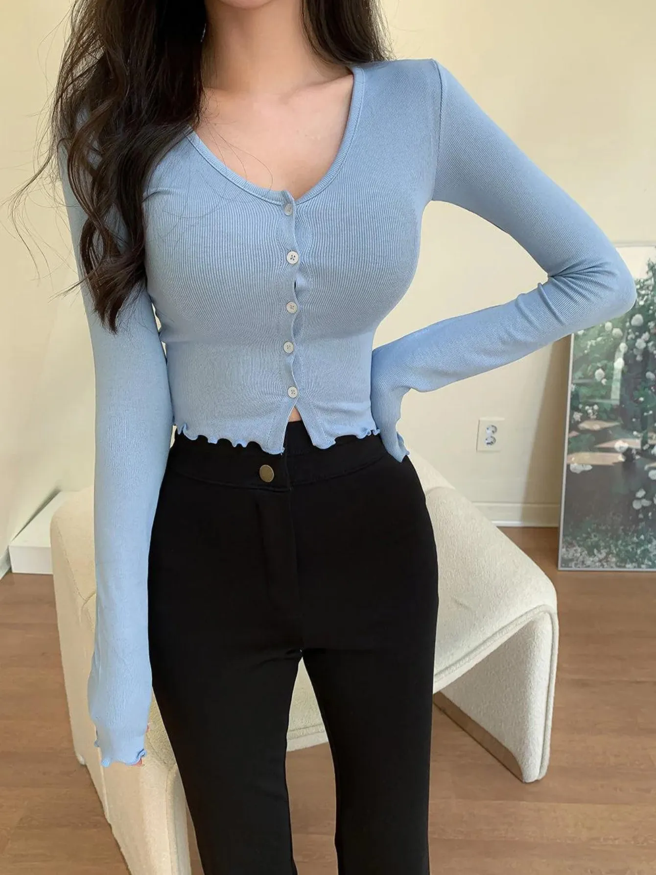 V-NECK FRILL LONG-SLEEVE CARDIGAN TOP