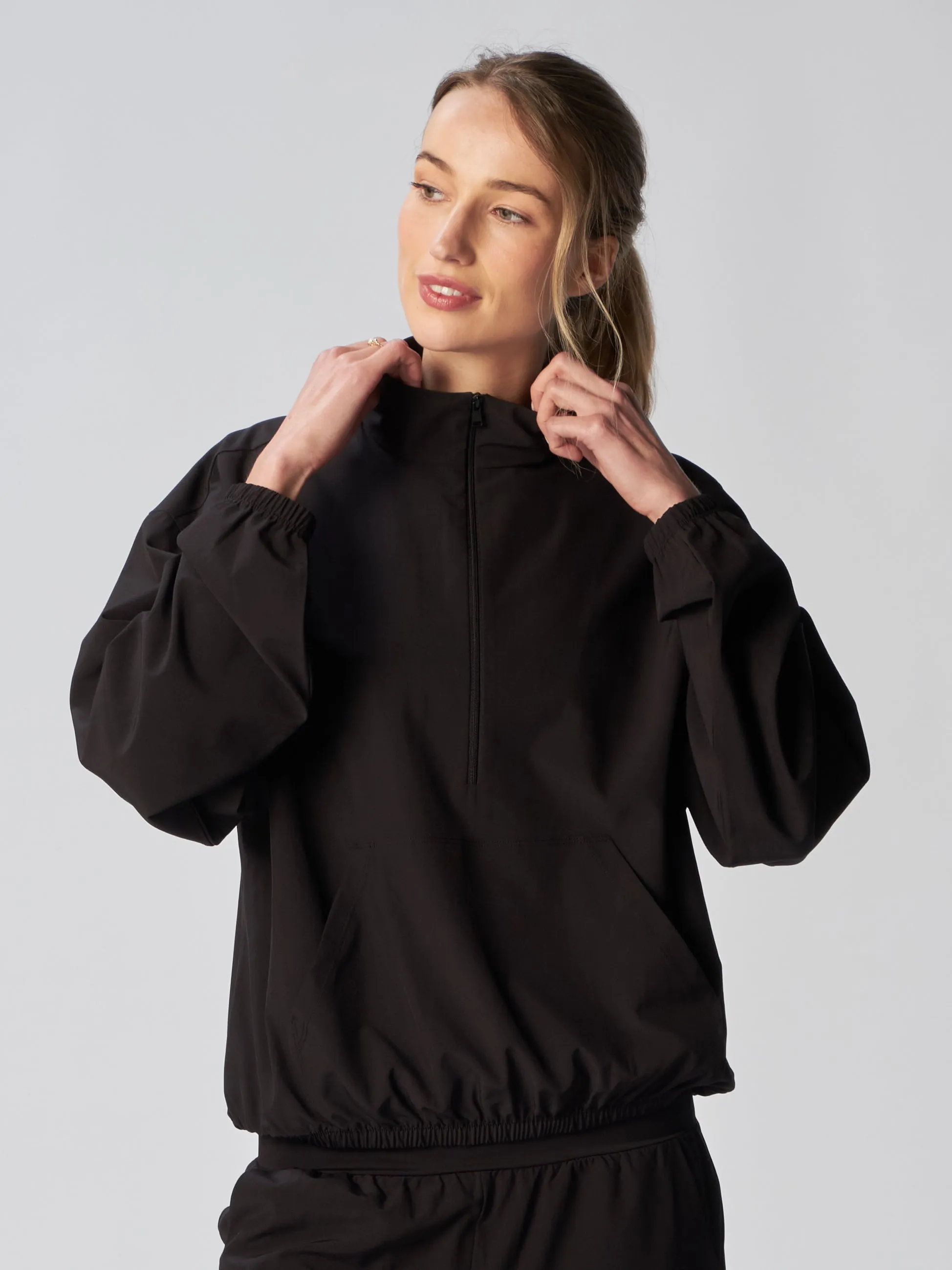 Woven Quarter Zip Jacket in Black